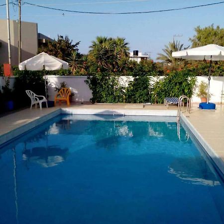 Villas Irene 5 Family Apartments Kokkini Hani Eksteriør billede