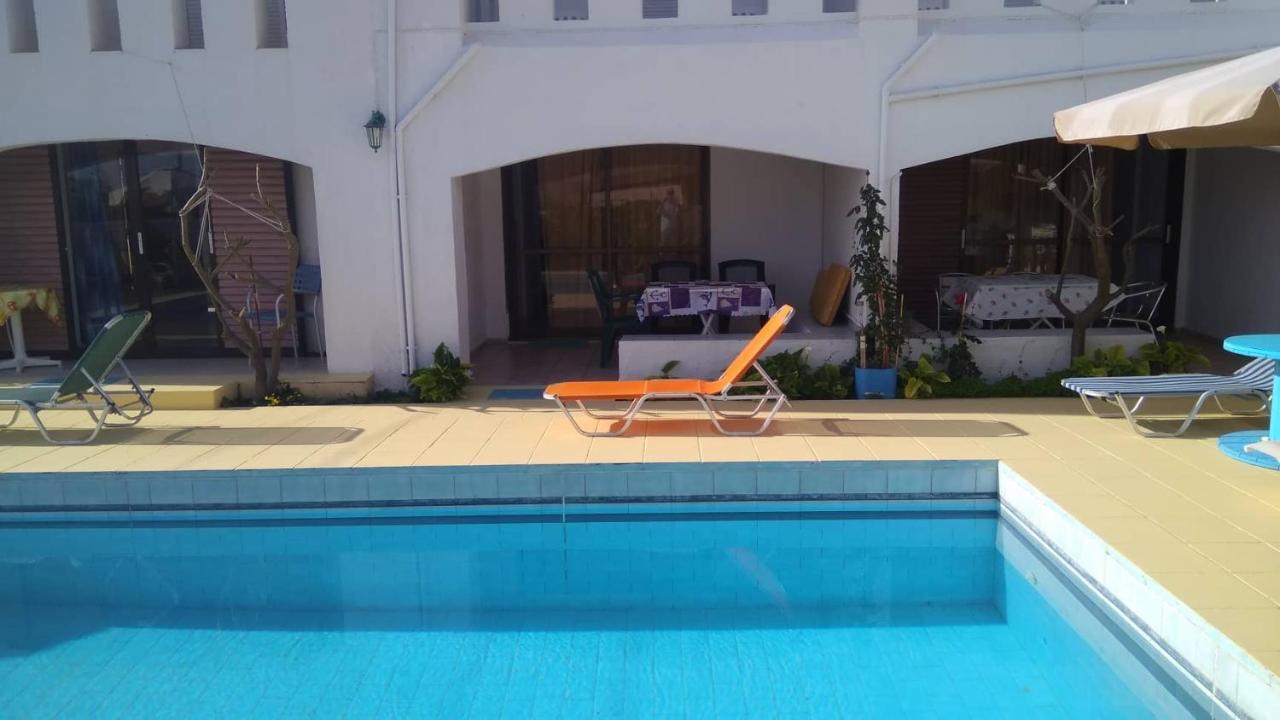 Villas Irene 5 Family Apartments Kokkini Hani Eksteriør billede